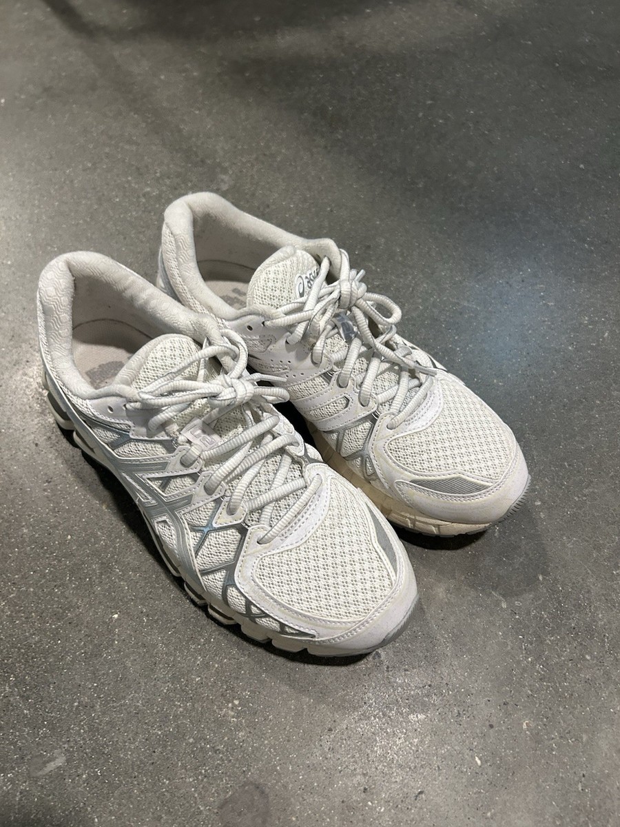 ASICS Gel-Kayano 20 Men\'s Shoes - White and Gray Asics Gel-Kayano 20 x UNAFFECTED in White | SVD USA main image 4