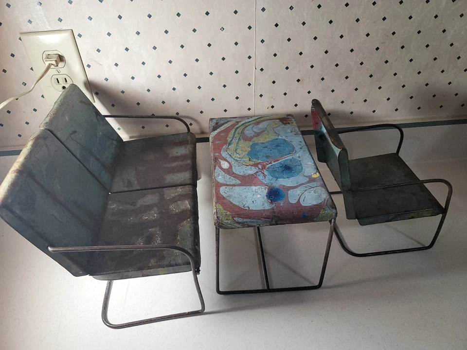 Juego de sillas de mesa de metal vintage raras Structo Toys patio exterior Foto 2 de 4