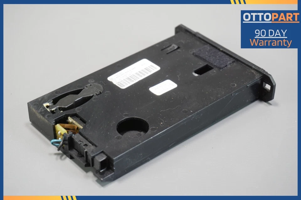 AUDI A8 QUATTRO 2004-2010 - BANDEJA DE TABLERO / CONTENEDOR DE ALMACENAMIENTO OEM 4E0857925A Foto 2 de 4