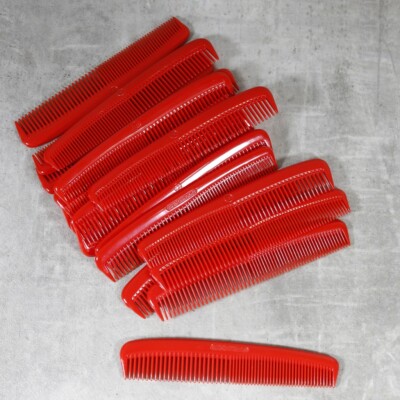 1 x original Hels Qualität Kamm Rot klein 12,6cm Vintage Sammler DDR