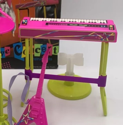Barbi Rockers Synthesizer And Instruction Manual - Picture 7 of 8