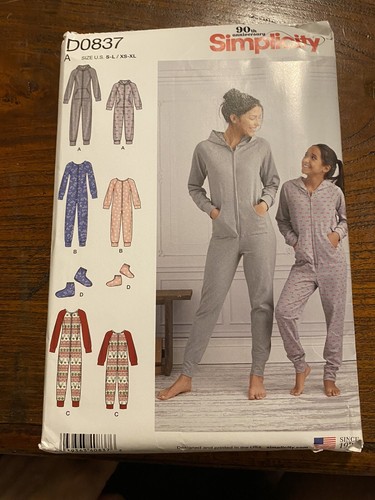 Simplicity D0837 Hoodie Jumpsuit Pajamas &Booties Girls S-L, Misses' XS-XL uncut