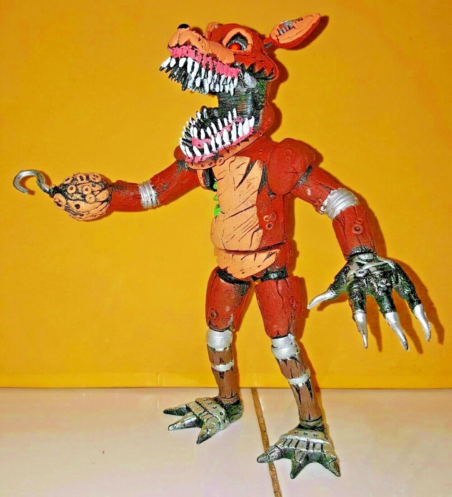 five nights at freddys FNAF TWISTED FOXY action figure size 8 FREE  SHIPPING ⚡⚡⚡