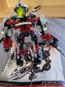 LEGO Bionicle 8733 Axonn Complete Titan Warrior READ DESCRIPTION