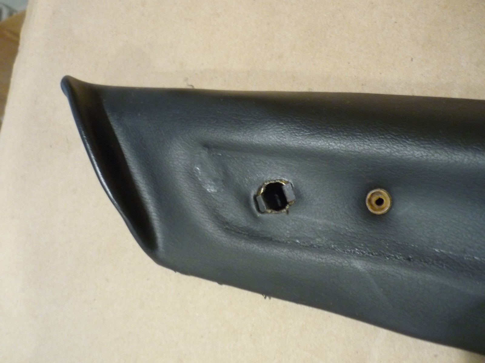 Ferrari 208,308,328 - RH Interior A-Pillar Moulding GTS -Black - P/N 60356706
