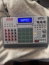 AKAI professional MPC RENAISSANCE Music Production Controller Sampler Sequencer