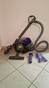 Staubsauger Dyson DC33 1300W  Spitzen Staubsauger