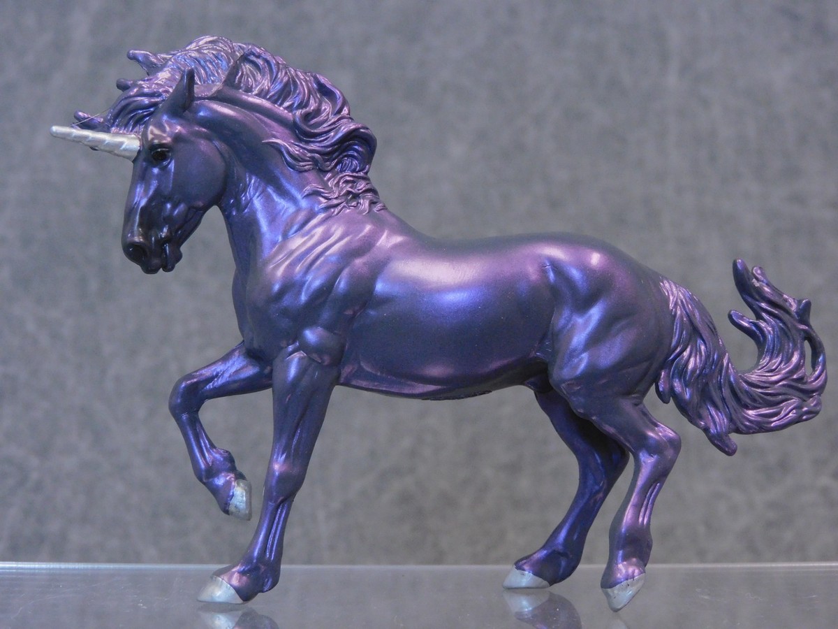 Breyer * Trifle * Fireheart Sparkling Splendor Unicorn Stablemate
