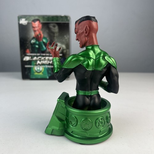 DC Direct Blackest Night Green Lantern Sinestro 5.75” Porcelain Bust - Picture 3 of 13