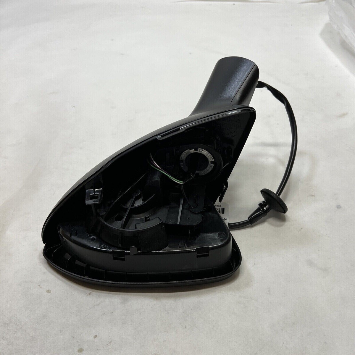 OEM GM 39125815 Driver Sideview Mirror Fits 16-19 Cruze LT LS LTZ
