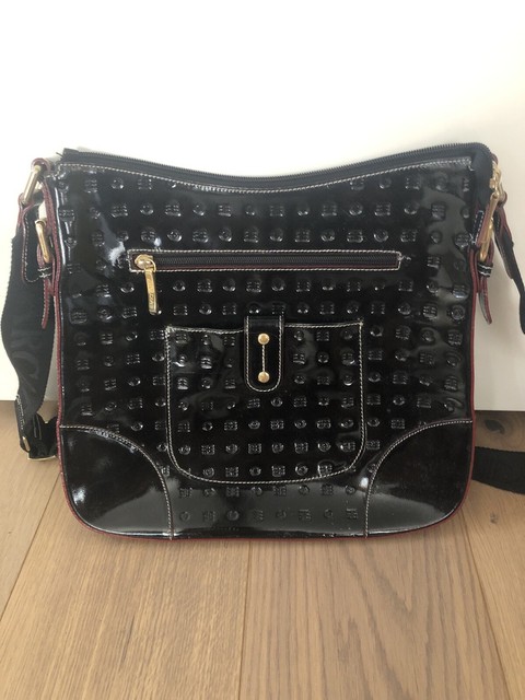 arcadia black patent leather purse