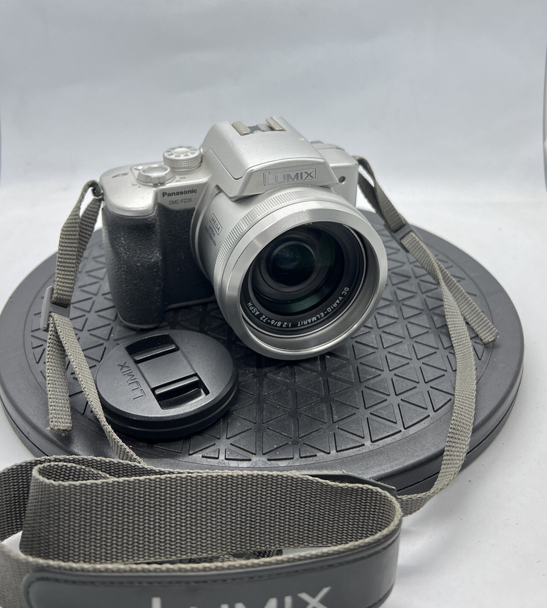 Panasonic DMC-FZ20-K デジタルカメラ Amazon | パナソニック LUMIX FZ20 ブラック DMC-FZ20-K