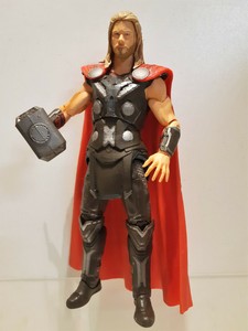 muñeco thor avengers