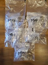 New Open Box Respironics Dreamwear Under The Nose Medium Wide Cushion LOT OF 5