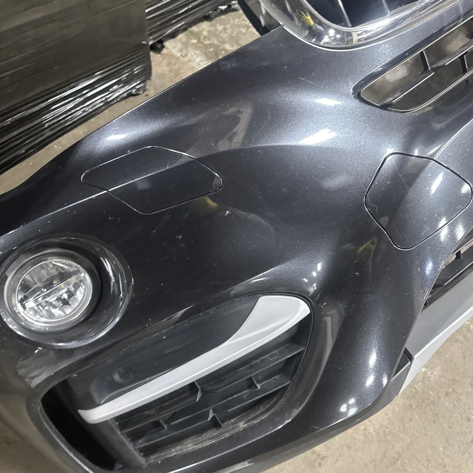 BMW X6 2015 cubierta de parachoques delantero OEM Foto 3 de 4