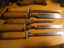 5 Schöne Gute Gebrauchte Stechbeitel 2 Kirsch 2 Mit Alte Punzen 1 ?