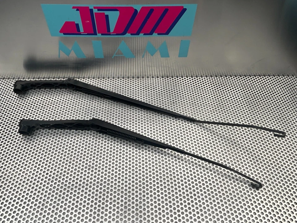 Juego de brazos limpiaparabrisas Subaru WRX STI 2015-2019 lado izquierdo + derecho genuino OEM Foto 2 de 4