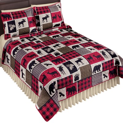 Bear in The Mountains Aztec Patterned Quilt Woodland Bedroom Decor
