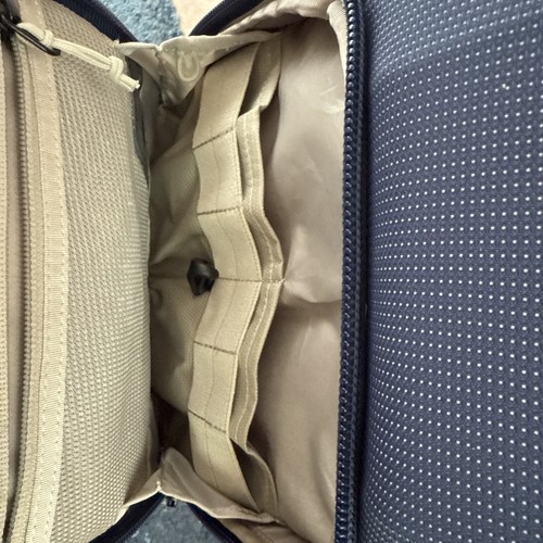 Thule Crossover 2 Dress Blue 20L Backpack Laptop Bag Excellent Used Condition - Afbeelding 6 van 8