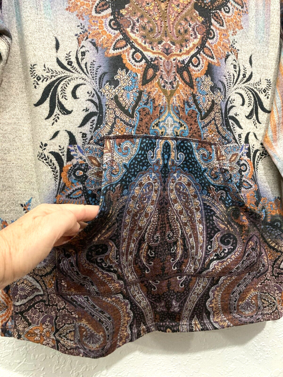 WORLD UNITY Pullover Top Abstract High Neck Embel… - image 11