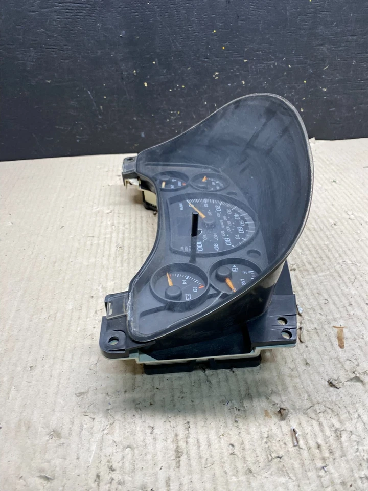 Chevrolet Express 2004 a 2007 velocímetro calibre O3500 OEM DG Foto 4 de 4
