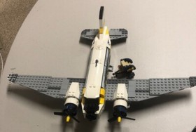 Lego 7628 Indiana Jones Peril in Peru Kingdom of the Crystal Skull 2008 100%