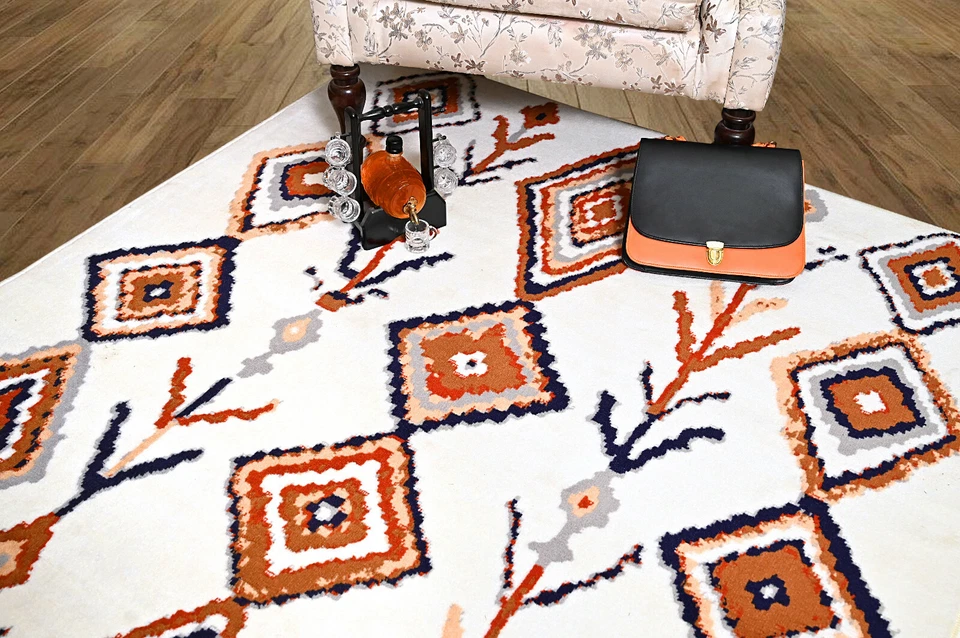 Moroccan Diamond - 2'x4', Ivory, Geometric, Transitional Area Rug - 503 - Image 2 of 4