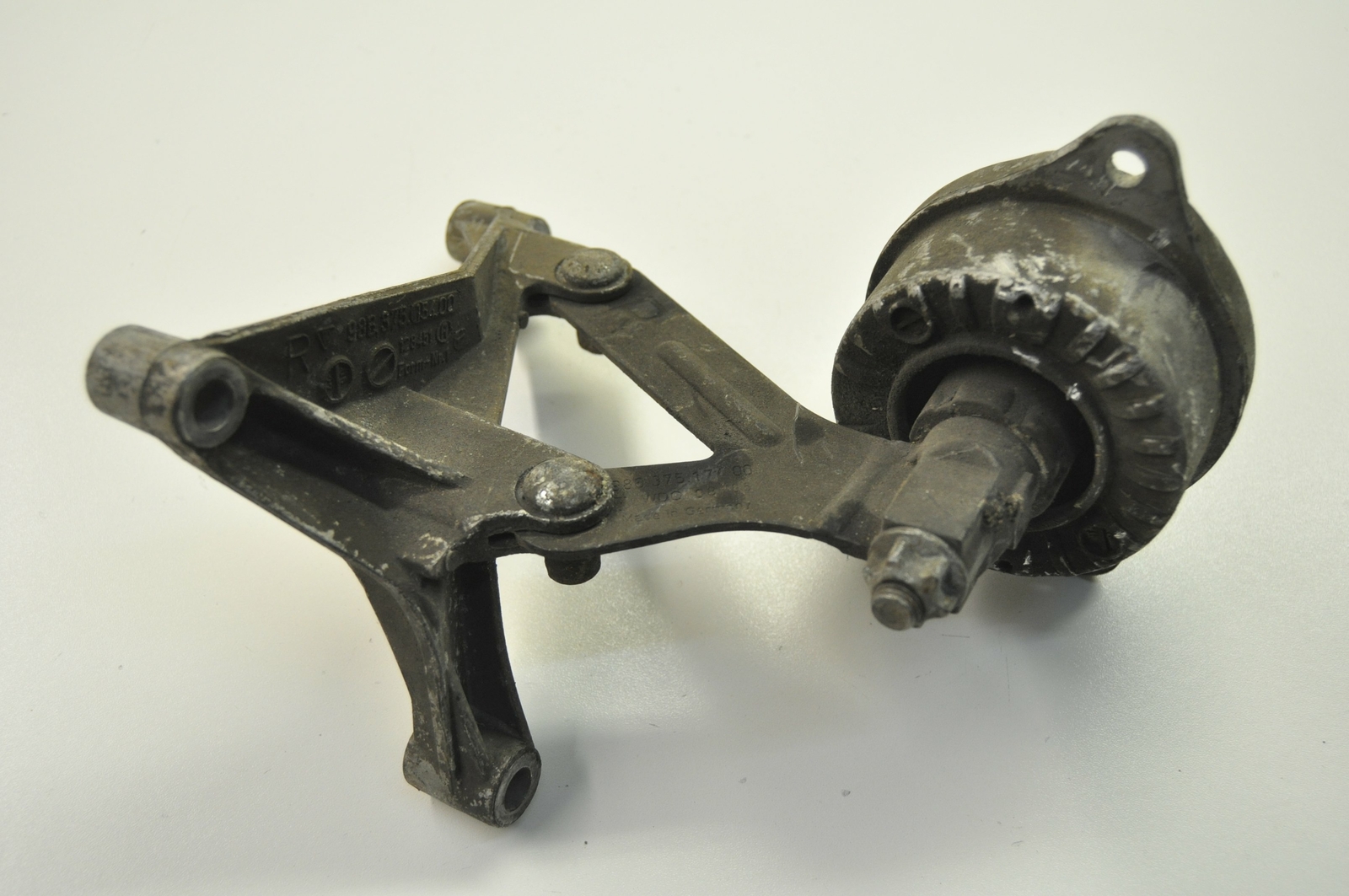 2006 Porsche 911 3.8 Carrera S 997 Engine Mount 993375049 for sale  