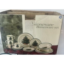 VTG Wal-Mart Brand 20-pc. Christmas Holiday Versatile Stoneware Dinnerware Set