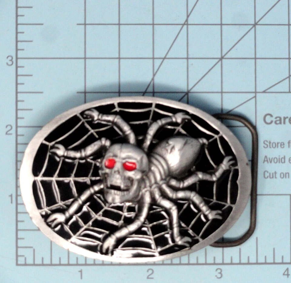 Пряжка для ремня-паука Red Eyed Vamp Skull Spade Web Halloween винтаж 90-е GAP .BMW963 - Изображение 3 из 4