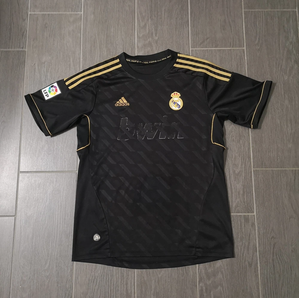 Vintage 2011/12 Real Madrid Trikot Größe: M Fußball Streatwear Adidas