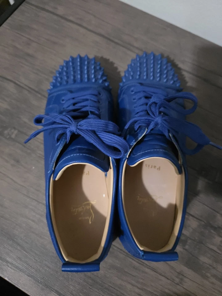 Zapatillas Christian Louboutin Azul con Picos Suela Roja Foto 3 de 4