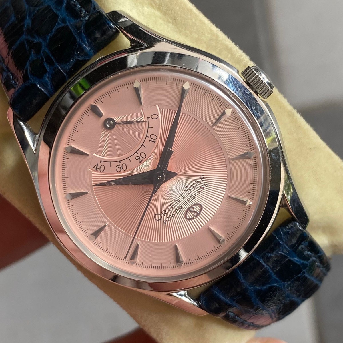 Rare Orient Star Power Reserve Indicator Automatic EW00-C1 Salmon