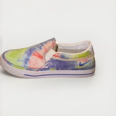 Nike Court Legacy Tie Dye Womens Sz 9.5 Colorful Canvas Slip On Shoes CZ1752-900