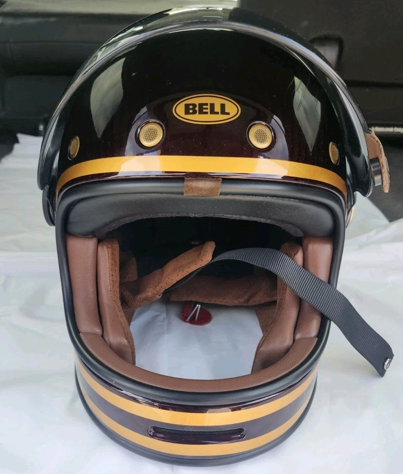 Bell BULLITT Carbon Helmet Transcend Gloss Red/ Gold  SIZE XXL  - Image 4 of 4