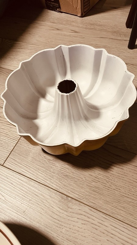 Nordic Ware Bundt Fluted Tube Pan 12 Cup Non-Stick Aluminum, Yellow