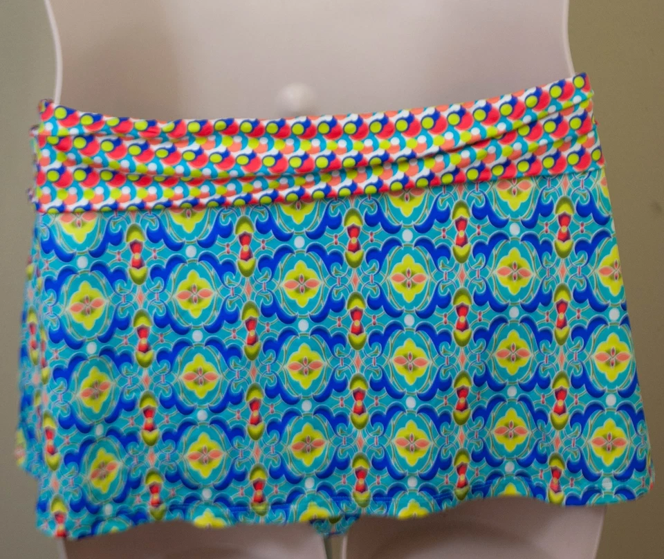 Apt 9 960 Multicolor Puño Cintura Falda de Natación Parte Inferior Traje de Baño Talla 14 Precio de venta sugerido por el fabricante $44 Foto 2 de 2