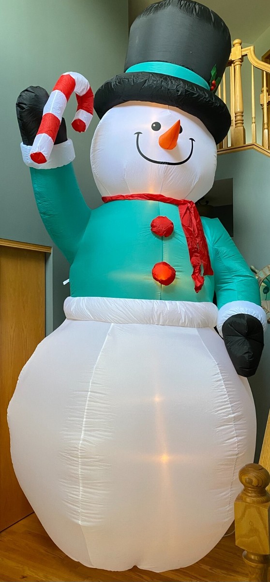 Snow Man - ねこ Amazon.com: Gemmy Snowman with Candycane Christmas