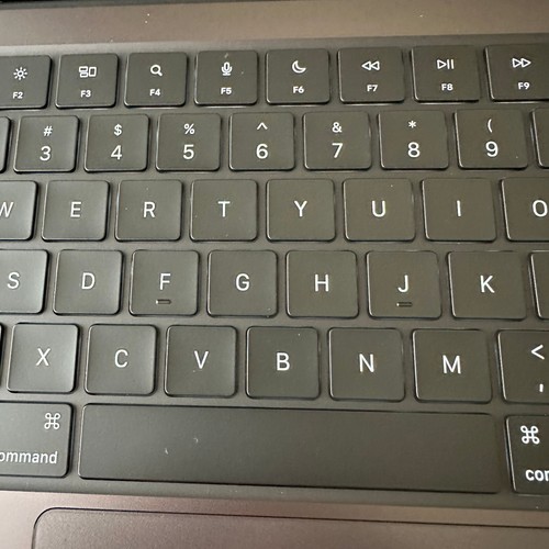 Apple MacBook Pro 14" M3 Pro 12C CPU/18C GPU/18GB/1TB Space Black EXCELLENT - Photo 4/11