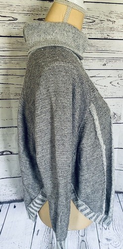 Suéter Maddison Para Mujer Pequeño Peso Pesado Gris Lados Divididos Cuello Alto Tejido Suave - Imagen 4 de 10