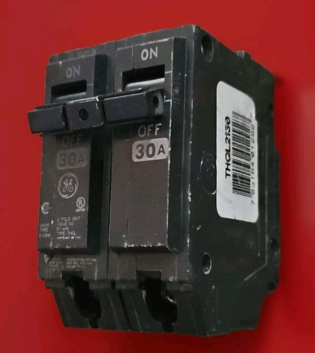 Interruttore Quadro Elettrico 120/240V Interruttore Circuito GE THQL2130 Usato: 30 Amp, 2 Poli, 120/240V, Pulito, Ispezionato E Testato, Perfetto Per Sostituzioni Breaker Bolt On - Foto 6