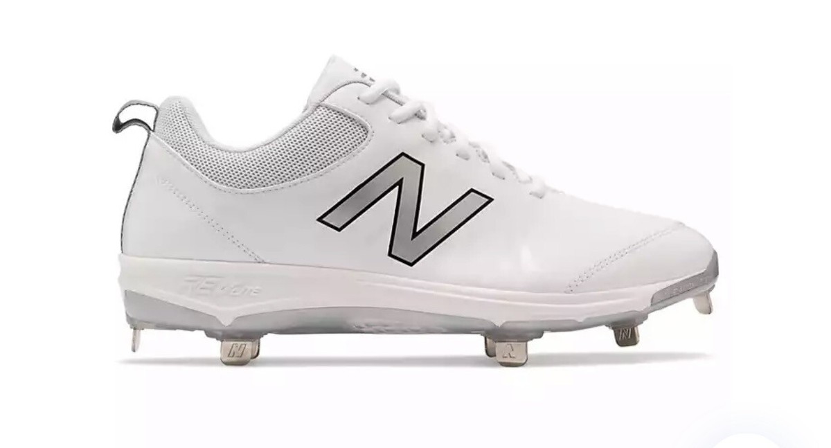 New balance Tupelo V2 baseball cleats brand new adult size  display picture 1