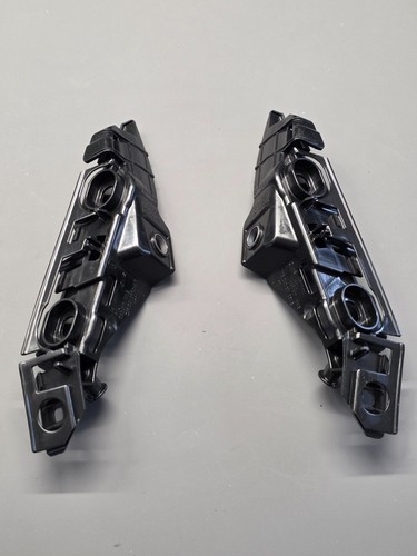 VW Passat 3G Halter Führungsprofil Stoßstange vorne re./li.3G0807050B/3G0807049B