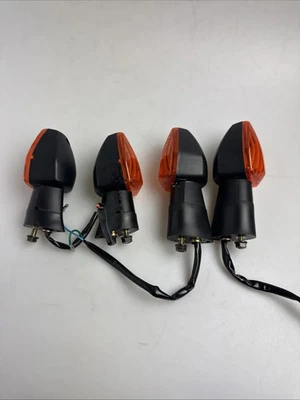 Honda CBR900 RR 22-23 Blinkersatz Hinten Vorne Signal Set E2954 - Bild 1 von 4