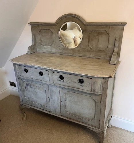 Beautiful Antique 2 Door 2 Drawer Sideboard with mirror - Pre 1940