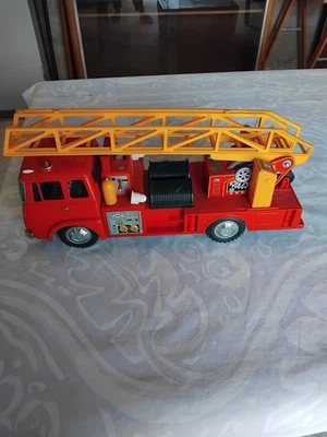 AnnonceCamions d’occasion à vendre - Remorques d'occasion à Vendre