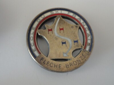 SK1326 - insigne ECOLE DU SKI FRANÇAIS - ANCELLE EUR 18,74 - FR