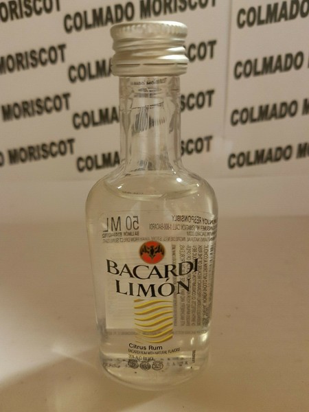 RON BACARDI LIMON RUM 5cl 35% USA miniatura mignonette minibottle plastic 