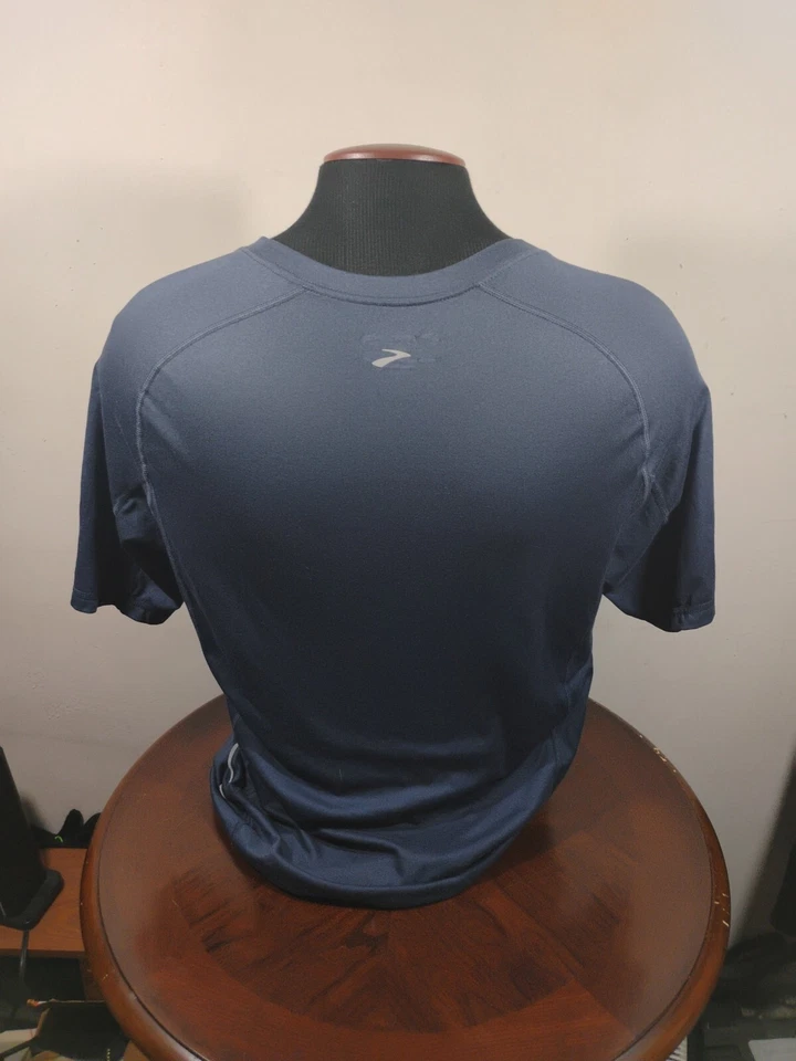 Мужская футболка Brooks средний размер многоцветная спортивная - Изображение 4 из 4