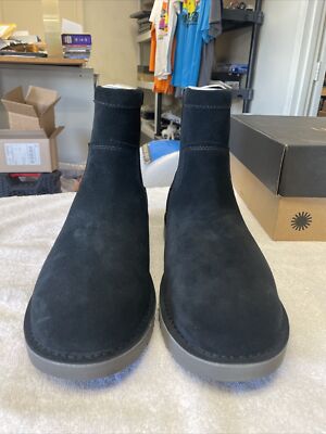 UGG CAMPOUT CHELSEA BLACK SUEDE SHEEPSKIN MENS